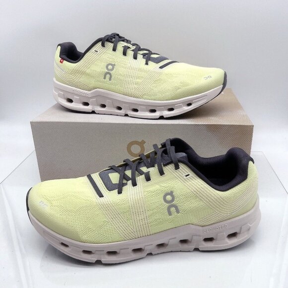 On Cloudgo Wide Running Shoes Sneaker Frost/ Hay Mens Size US 8.5 * Rare